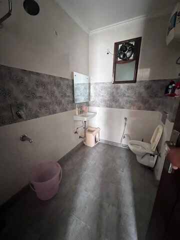 Bathroom in 3.5 BHK Builder Floor at Sector 8, Dwarka – for Rent