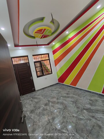 Bedroom in 2 BHK Independent House at Jankipuram Extension – for Sale