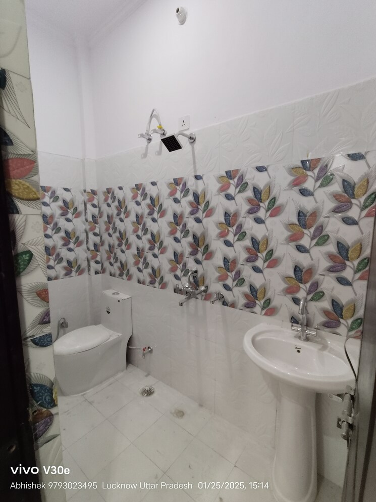 Bathroom, jankipuram extension 2 Bedroom 1100 Sq.Ft. Independent House In Jankipuram Extension Lucknow 8151469