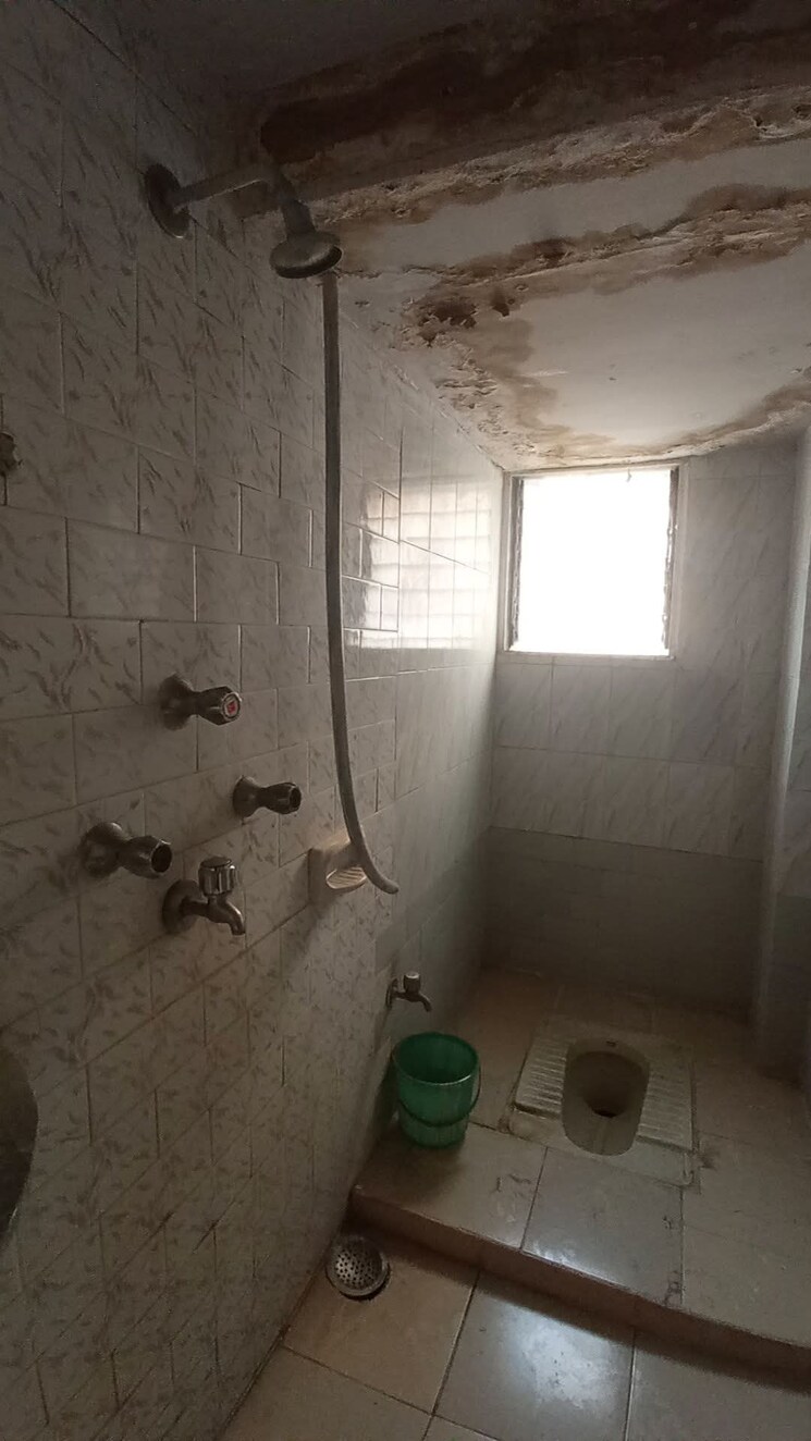 Bathroom, dhuri-complex 1 Bedroom 485 Sq.Ft. Apartment In Vasai West Palghar 8151477