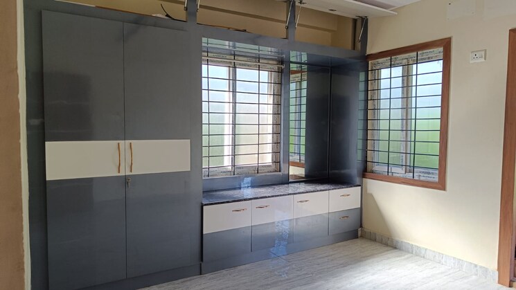 Room, madhurawada 3 Bedroom 1800 Sq.Ft. Apartment In Madhurawada Vizag 8151496