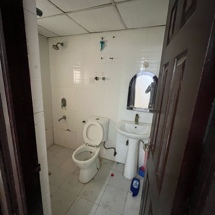 Bathroom, supertech-cape-town 2.5 Bedroom 1150 Sq.Ft. Apartment In Sector 74 Noida 8151499