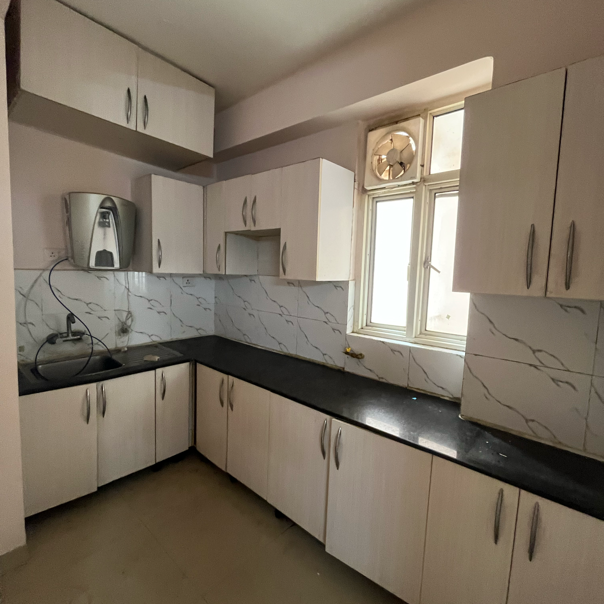 2.5 BHK + Pooja Room Apartment For Sale in Supertech Cape Town