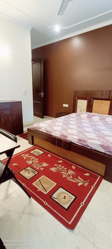 Bedroom in 2 BHK Builder Floor at Saket – for Rent