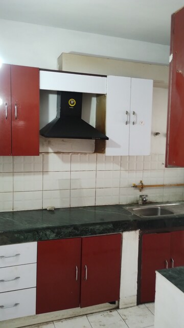 Kitchen in 3 BHK Builder Floor at BPTP Park Elite Floors, Sector 85 – for Rent