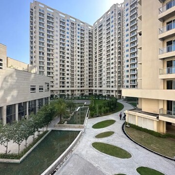 2 BHK Apartment – Exterior View View at Ambience Creacions, Sector 22 - for Rent