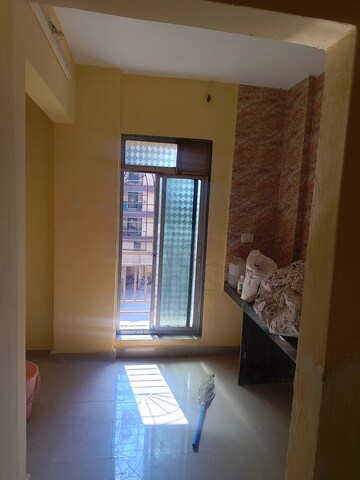 Room in 1 BHK Apartment at Siddhivinayak Madhukunj Apartment, Kalwa – for Rent