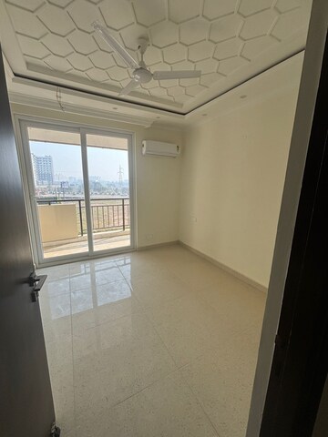 Room in 3 BHK Apartment at Patiala Road – for Sale
