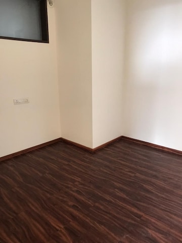 Room in 3.5 BHK Apartment at Amogh Apartment, Vile Parle West – for Rent
