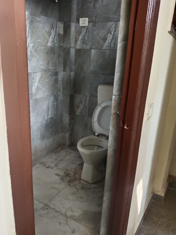 Bathroom in 1 BHK Villa at RWA Apartments Sector 47, Sector 47 – for Rent