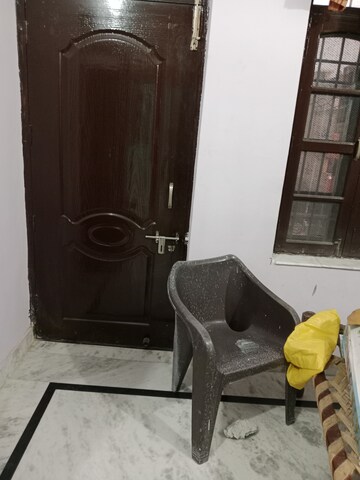 Living Room in 1.5 BHK Independent House at Sector 18 – for Rent