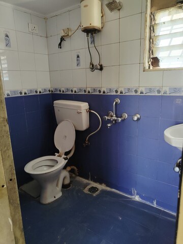 Bathroom in 2 BHK Apartment at Bhumiraj Woods, Kharghar – for Sale