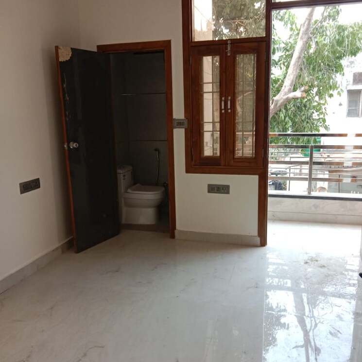 Room, janakpuri 2 Bedroom 820 Sq.Ft. Independent House In Janakpuri Delhi 8151690