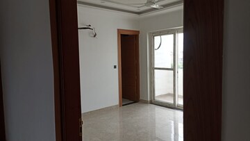 Room in 3 BHK Builder Floor at BPTP Parkland Pride, Sector 77 – for Sale