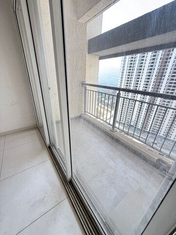 2 BHK Apartment For Sale in Godrej Emerald, Ghodbunder Road