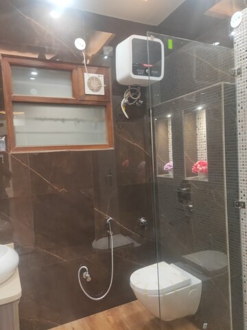 Bathroom in 2 BHK Builder Floor at RPS Palm Drive, Sector 88 – for Rent