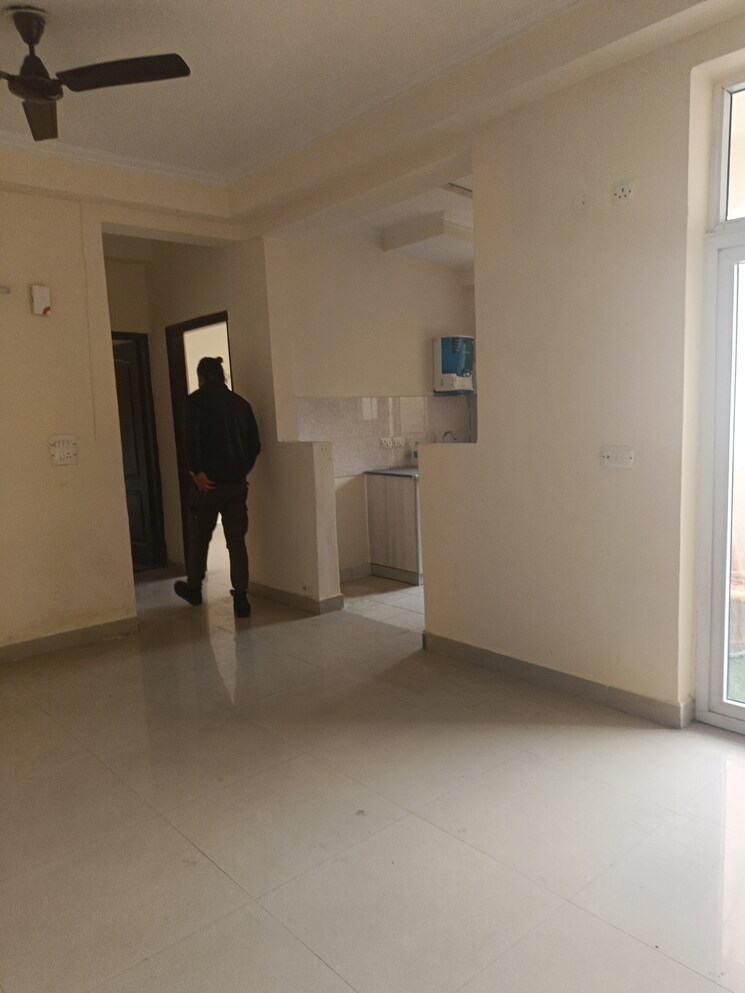 Room, amrapali-silicon-city 2 Bedroom 1180 Sq.Ft. Apartment In Sector 76 Noida 8151801