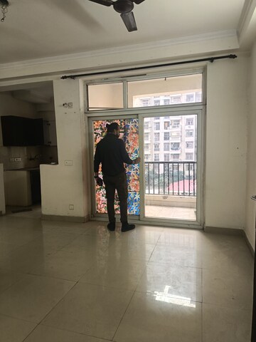Parking in 2 BHK Apartment at Amrapali Silicon City, Sector 76 – for Sale