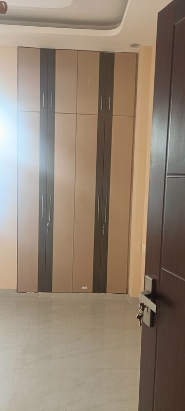 Building Lobby in 3 BHK Independent House at Malsi – for Rent