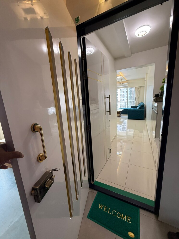 Living Room, godrej-emerald 3 Bedroom 1033 Sq.Ft. Apartment In Ghodbunder Road Thane 8151827