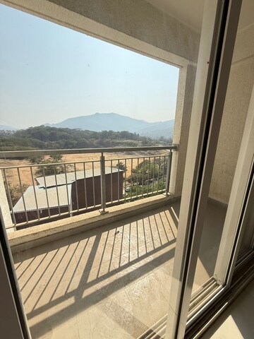 3 BHK Apartment For Rent in Godrej Emerald, Ghodbunder Road