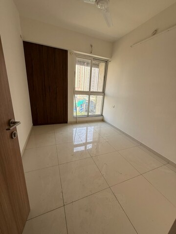 Room in 3 BHK Apartment at Godrej Emerald, Ghodbunder Road – for Rent