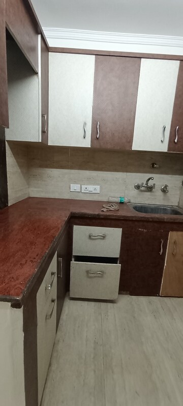 Kitchen in 2.5 BHK Builder Floor at Govindpuri – for Rent