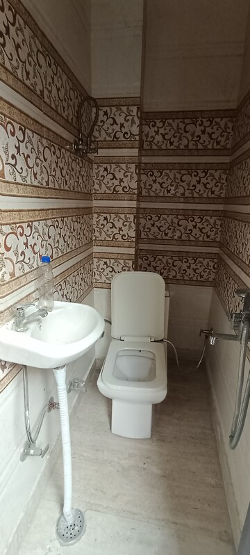 Bathroom in 2.5 BHK Builder Floor at Govindpuri – for Rent