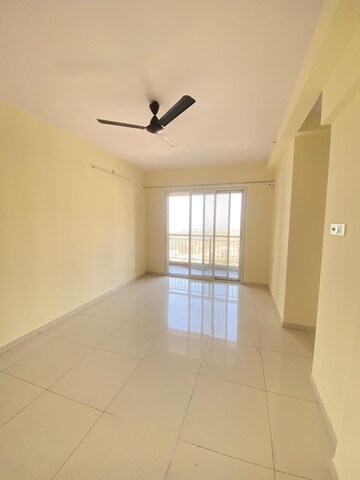 Room in 2 BHK Apartment at Godrej Emerald, Ghodbunder Road – for Rent