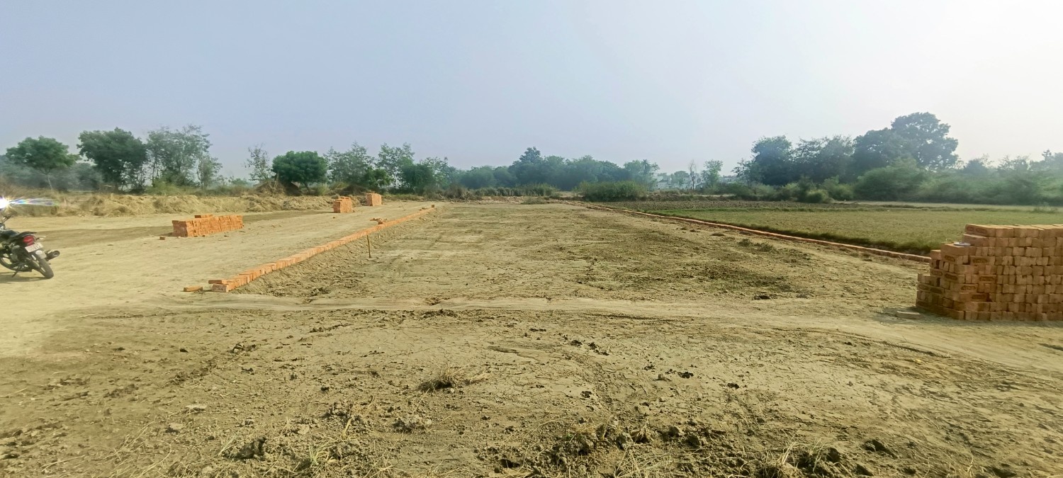 Plot For Sale in Invest Kisan Path