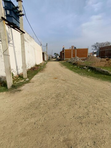  Plot – Exterior View View at Jankipuram Extension - for Sale