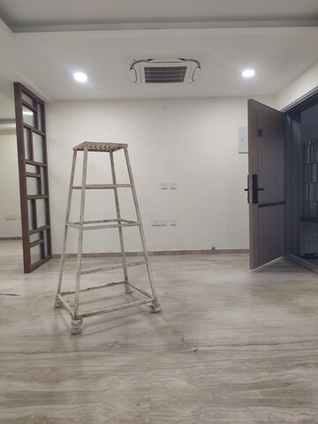 Room in 3 BHK Apartment at Vamsiram West Wood, Tolichowki – for Rent