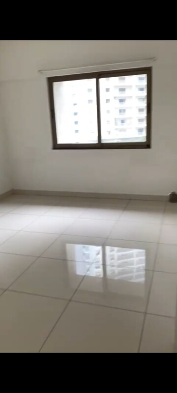 Room in 2 BHK Apartment at Paranjape Blue Ridge, Hinjewadi – for Rent