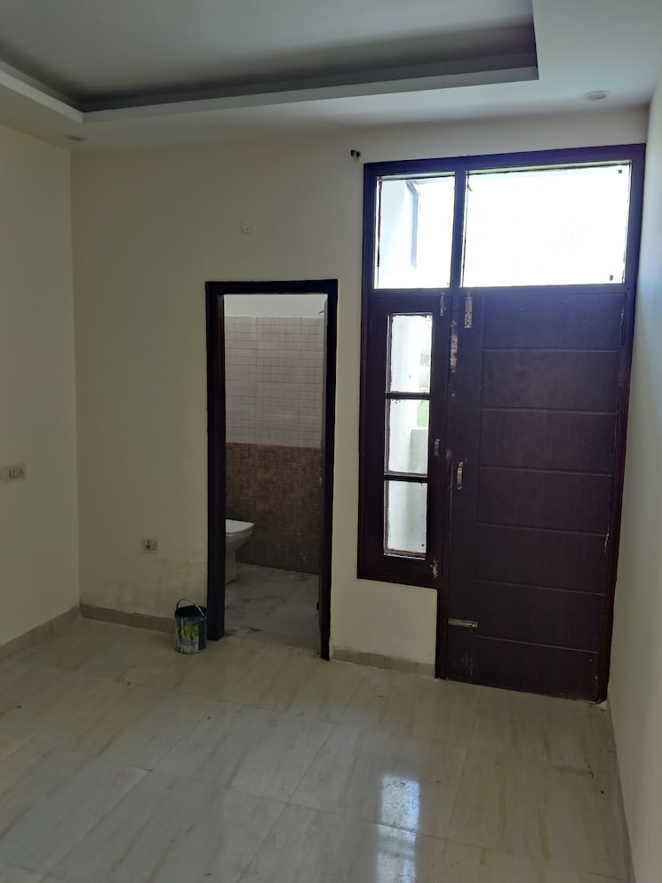 Room, dhakoli village 2 Bedroom 700 Sq.Ft. Builder Floor In Dhakoli Village Zirakpur 8151962