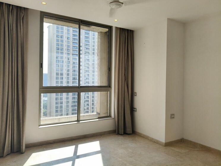 Room, one-hiranandani-park 2 Bedroom 600 Sq.Ft. Apartment In Ghodbunder Road Thane 8151989