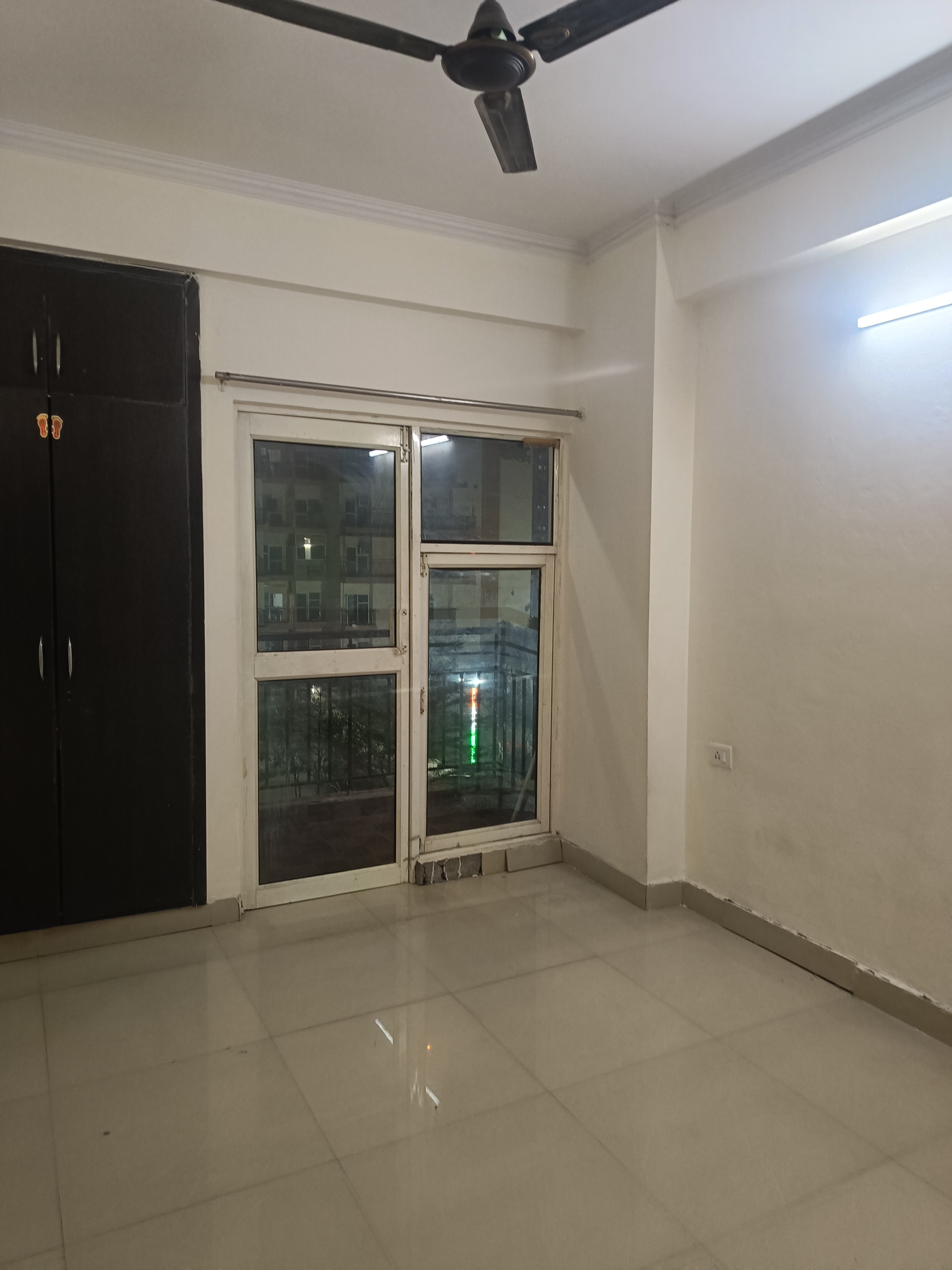 2 BHK + Pooja Room Apartment For Sale in Gardenia Golf City