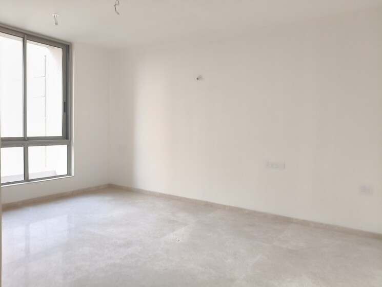 Room, one-hiranandani-park 3 Bedroom 1300 Sq.Ft. Apartment In Ghodbunder Road Thane 8152011