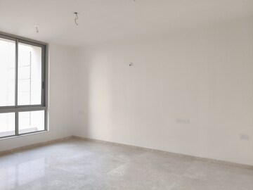 Room in 3 BHK Apartment at One Hiranandani Park, Ghodbunder Road – for Sale