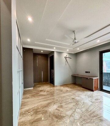 Bedroom in 4 BHK Builder Floor at BPTP Park Central, Sector 85 – for Sale