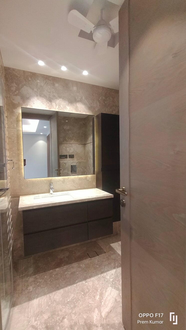 Master Bedroom, defence colony 3 Bedroom 2000 Sq.Ft. Builder Floor In Defence Colony Delhi 8152072