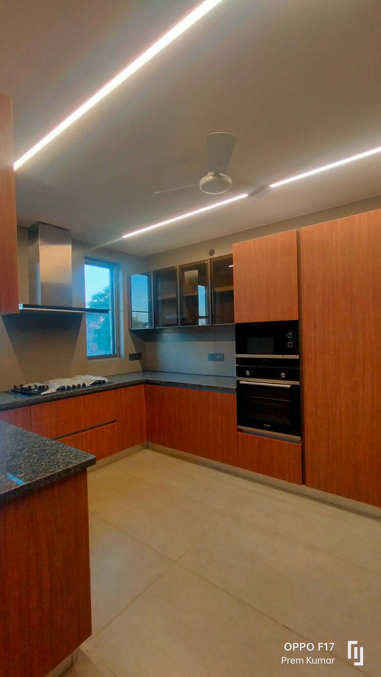 Kitchen, defence colony 3 Bedroom 2000 Sq.Ft. Builder Floor In Defence Colony Delhi 8152072