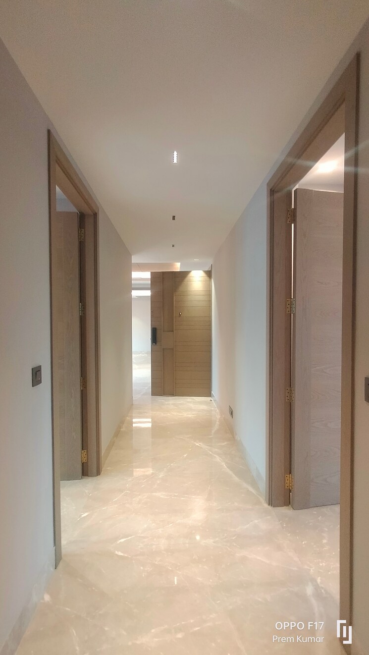 undefined, defence colony 3 Bedroom 2000 Sq.Ft. Builder Floor In Defence Colony Delhi 8152072