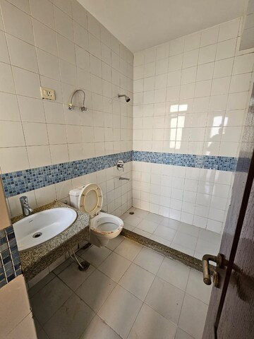 Bathroom in 3 BHK Builder Floor at SS Southend Floors, South City 2 – for Rent