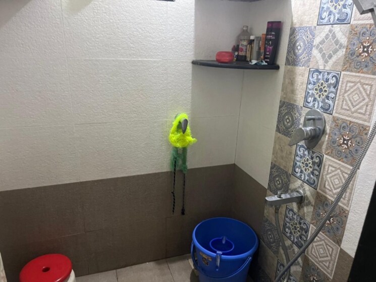 Bathroom, shivshankar-tower 2 Bedroom 670 Sq.Ft. Apartment In Sanpada Sector 1 Navi Mumbai 8152125