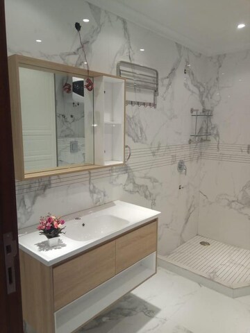 Kitchen in 4 BHK Builder Floor at DLF Building 10, Dlf Phase ii – for Rent