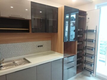 Kitchen in 4 BHK Builder Floor at DLF Building 10, Dlf Phase ii – for Rent