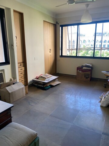 Room in 2 BHK Apartment at Hiranandani Gardens Eternia, Powai – for Rent