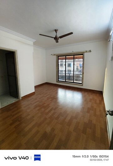 Room in 2 BHK Apartment at Tanushree Heights CHS, Nerul – for Rent