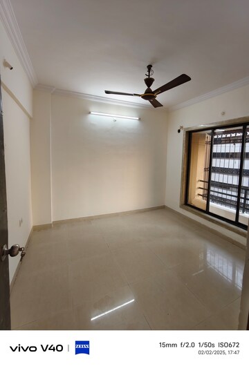 Room in 2 BHK Apartment at Tanushree Heights CHS, Nerul – for Rent