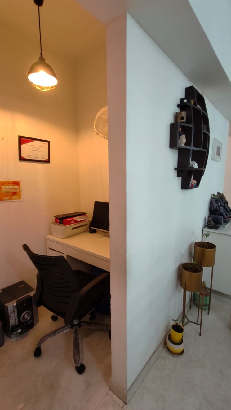 Study Room, lodha-amara 3 Bedroom 955 Sq.Ft. Apartment In Kolshet Road Thane 8152175